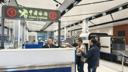 今年1至5月 经绥芬河公路口岸进出境旅客突破15万人次