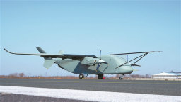 有效载重能力高达3.5吨 全球最大货运无人机在郑首飞成功