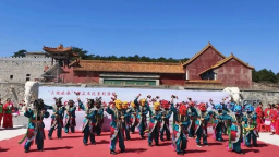 山西寿阳县段王村桃花节绽放乡村振兴新活力