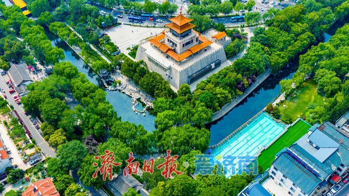 济南泉水浴场迎夏日客流高峰 泉城惠民地标彰显独特价值