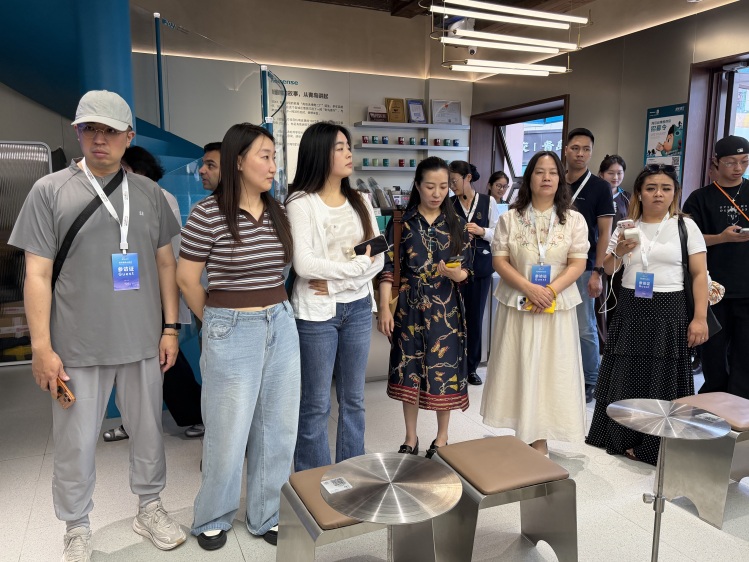 【Hi,Shandong】当百年老街遇见未来科技 解码城市更新的“青岛样本”