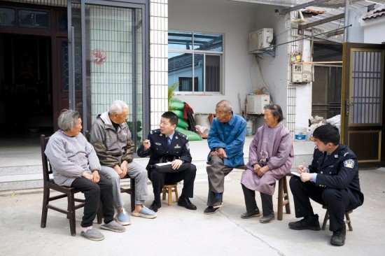如皋民警吴新华:把百姓小事当成心头大事