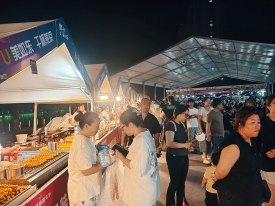 “蘇超”熱浪引爆如東夏夜 啤酒嘉年華“第二現場”燃動全城
