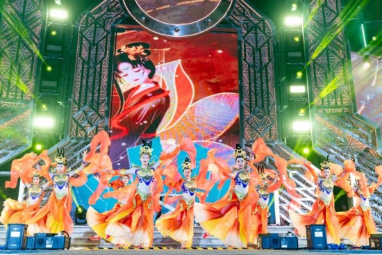 徐州方特“汉韵秋宵·盛世同欢”活动即将启幕,邀游客沉浸式体验汉韵盛世