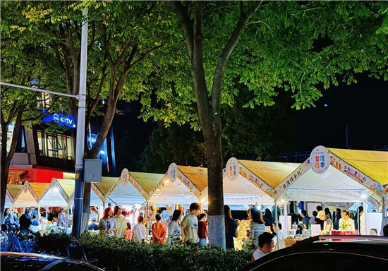 童心相融宁聚同心 2026在宁台青美食美物创意市集落地南京仙林