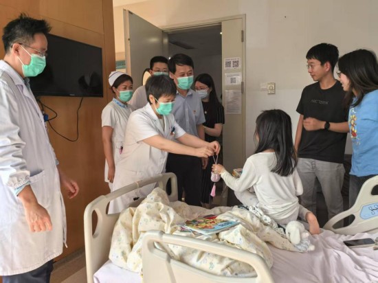 党建引领医教融合 先锋守护童心成长 苏州科技大学教育学院深耕病房陪伴服务构筑育人新样板