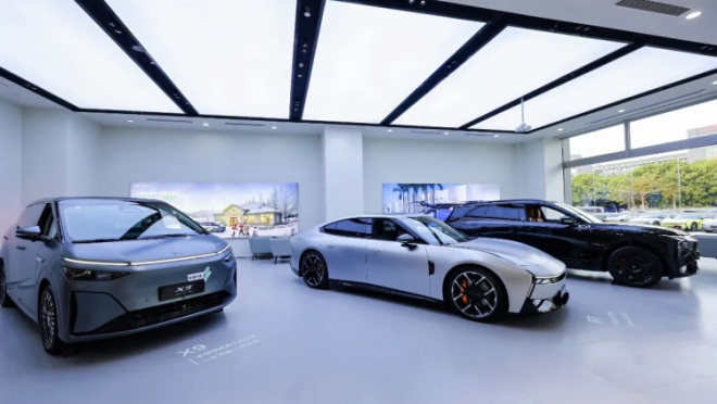 XPeng Reopens Its Largest Sales and Delivery Center in China After Major Upgrade_fororder_9c5d03a6-1cb7-4d39-9218-c86bf3f09995.1080x718.750x498