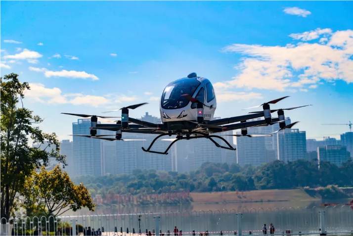 Huangpu drone racing league boosts low-altitude economic ecosystem
