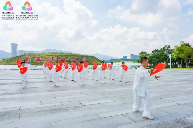 In Pictures: Torch of the 15th National Games Lights Up Huangpu!_fororder_图片8