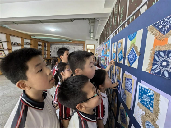大连市第八十中学教育集团附属第一小学第二季校本课程艺术作品展举行_fororder_教育大连十八3