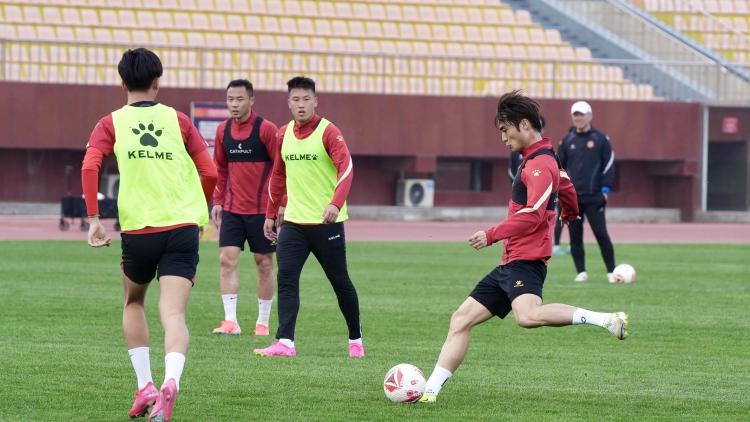 五一大战！辽宁铁人农商银行主场迎战陕西联合月亮泊