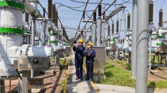 国网辽阳供电公司战高温、护清凉
