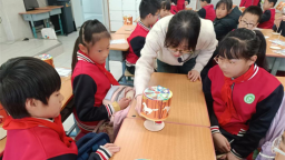 沈阳市喜良小学开展“雷锋精神伴成长，科技之光耀校园”主题科普活动