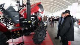 辽宁现代农业机械装备暨农业物资博览会在沈举办