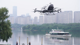 浑河之上“飞”一般体验！沈阳eVTOL低空观光首秀，解锁城市新玩法