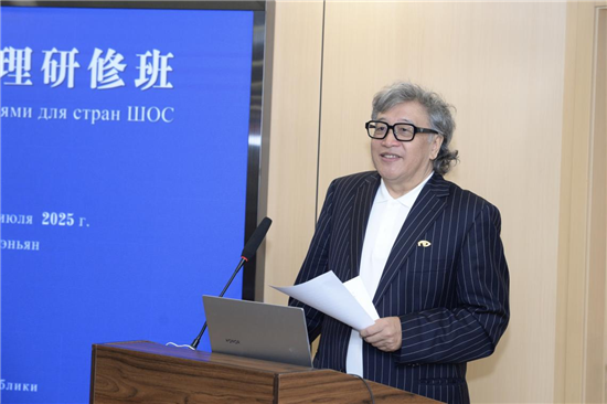 上合组织国家学校类管理研修班开班仪式在沈阳何氏眼科医院举行_fororder_图片 3