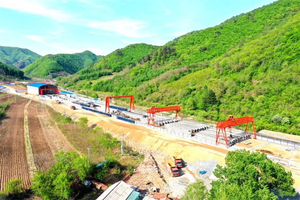 镜头里的本桓高速十工区：踏平坎坷成大道_fororder_本环高速图1