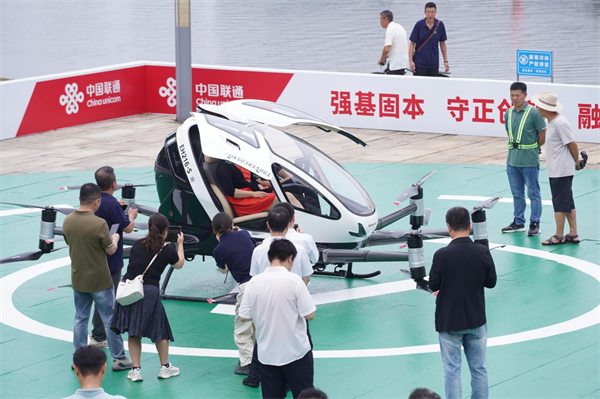 浑河之上“飞”一般体验！沈阳eVTOL低空观光首秀，解锁城市新玩法_fororder_图片1