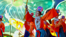 小年夜 沈阳碧塘公园被春联、剪纸和灶糖“甜”炸了