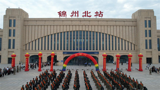 锦州军地多措并举欢送下半年新兵入伍_fororder_图片2