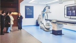 中国首台光子计数CT亮相欧洲