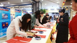 以年俗为媒筑牢平安防线，沈阳市沈河区举办2026年迎新春反邪教宣传活动