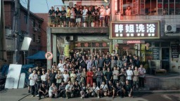 在沈实景拍摄 新剧《蒸蒸日上》10月10日央视八套黄金档开播