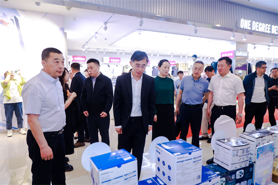 沈阳市首届“品质养老·乐龄生活”银发市集盛大启幕_fororder_马静乐龄