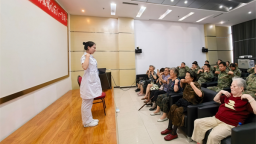 北部战区总医院干部病房二科走进第八干休所开展科普义诊活动
