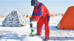 冰上新玩法点燃冬季消费热