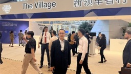 借力2026夏季达沃斯AI浪潮 大连纳思达以具身智能喷涂机器人开辟产业新赛道