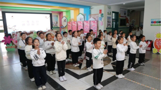 沈阳杏坛小学开展“诵读润童心 书香满校园”诵读项目式展示活动