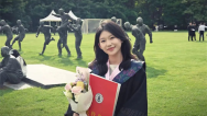 太励志！沈阳城市学院“荣誉卷轴”女孩惊艳全网