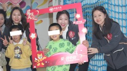 捐蹦床 送温暖 中意人寿辽宁省分公司用行动点亮自闭症儿童美好时光