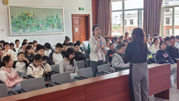 沈阳文化路小学开展小升初心理疏导系列讲座