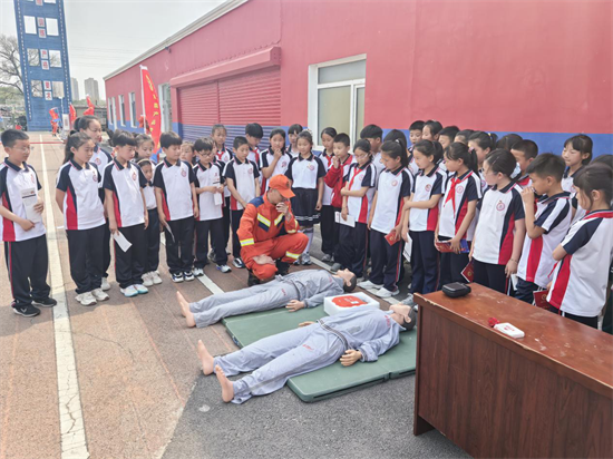 防风险、除隐患、护平安 新民市开展消防安全系列行动_fororder_杨薇新民1