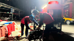安置点灯暖民心 辽电人风雨护航