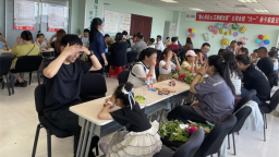 中车沈阳公司开展“童心寻匠心 艾香暖沈家” 亲子主题活动