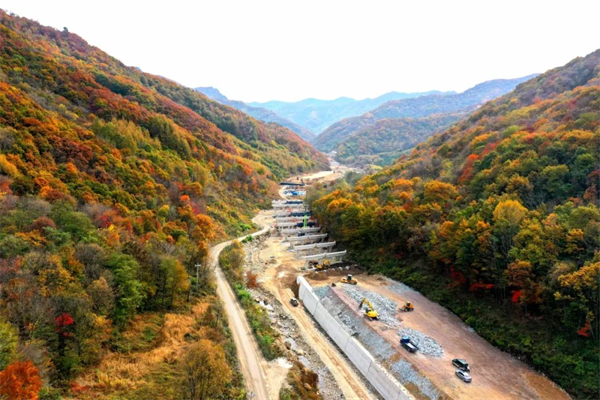 镜头里的本桓高速十工区：踏平坎坷成大道_fororder_本环高速图3