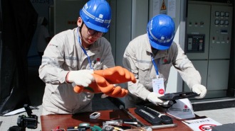 2025年东北电力系统驻辽发电企业职工职业技能大赛光伏运维赛项在阜新举办