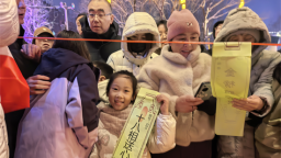 沈阳市皇姑碧塘春灯会元宵猜谜乐翻天