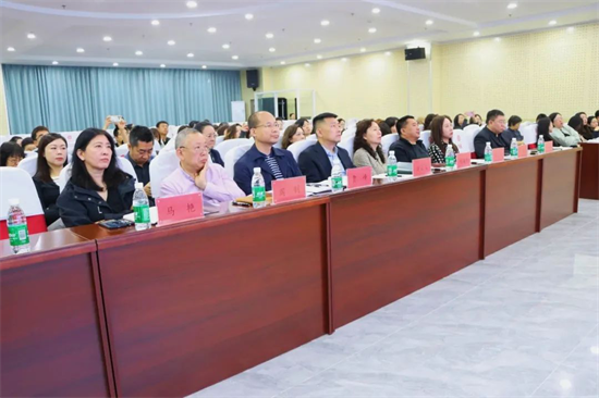 沈阳铁西区召开2025年基础教育综合改革工作推进会_fororder_教育铁西改革1