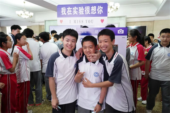 沈阳市实验学校举行“关爱心灵、拥抱阳光”心育节活动_fororder_教育市实验2