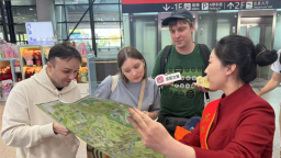 服务再升级 沈阳文旅服务驿站52天“超长待机”迎双节