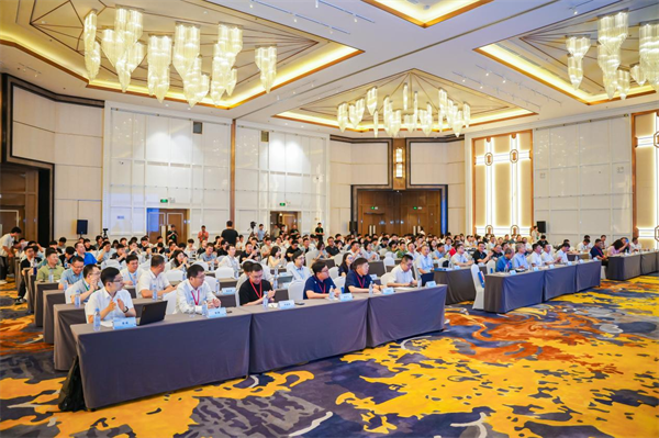“2025年机器人产教研协同创新生态周”在沈阳市浑南区举行_fororder_马静机器人1