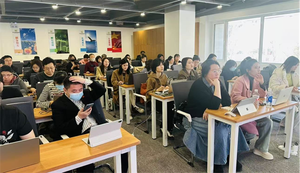 【2025沈阳民政进行时】党建引领聚合力 沈阳社会组织在创新转型中服务民生显担当_fororder_杨薇民政2