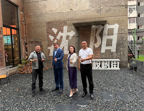 俄中友好协会副主席谢尔盖·沙罗诺夫访问沈阳 深化中俄多领域合作_fororder_3