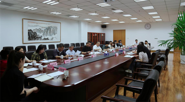 沈阳市人大文旅专业代表小组赴辽宁省图书馆调研_fororder_人大代表4
