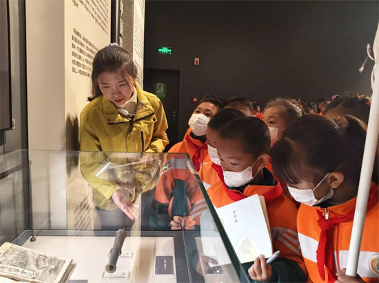沈阳蒲松路小学师生走进沈阳“九·一八”历史博物馆开展研学活动_fororder_教育九一八2