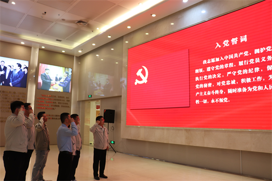 中建八局东北公司沈阳市于洪区甘官片区城中村改造（藏珑府）项目党支部联合联建单位开展主题党日活动_fororder_图片2